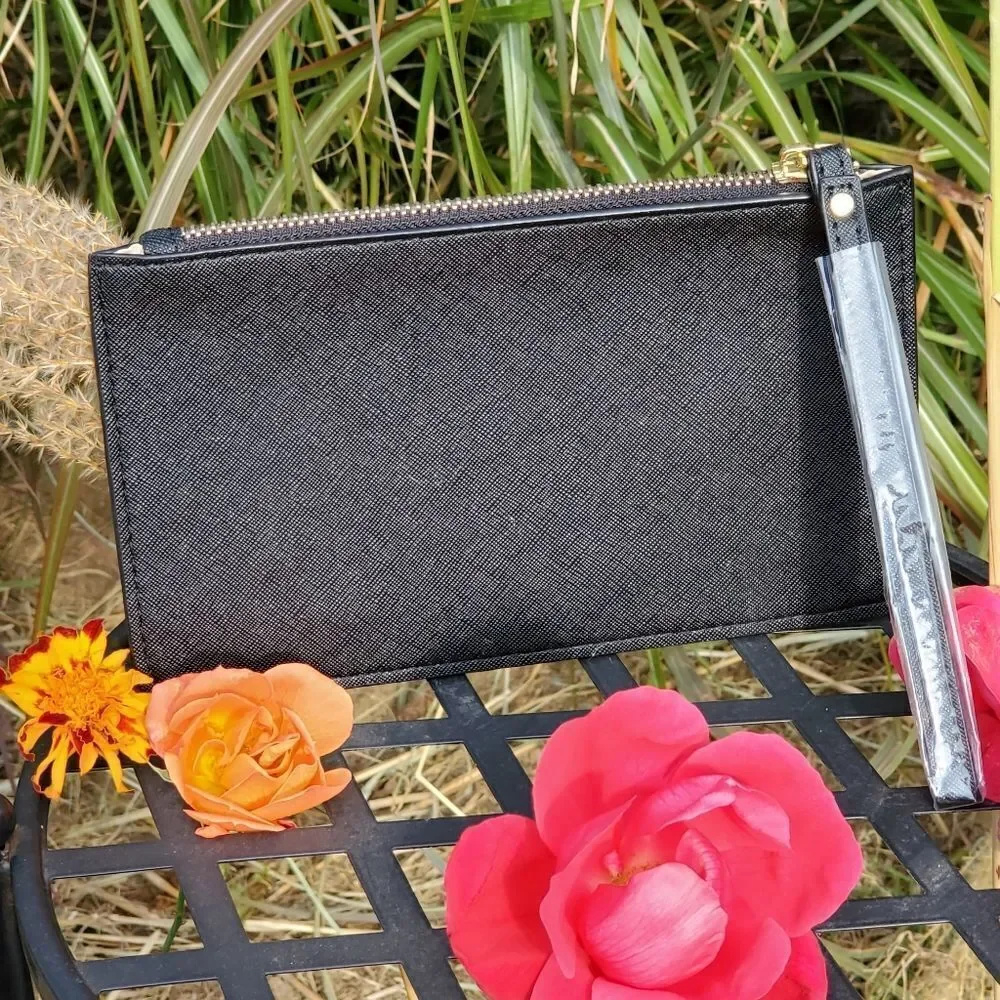 Kate Spade Wriatlet